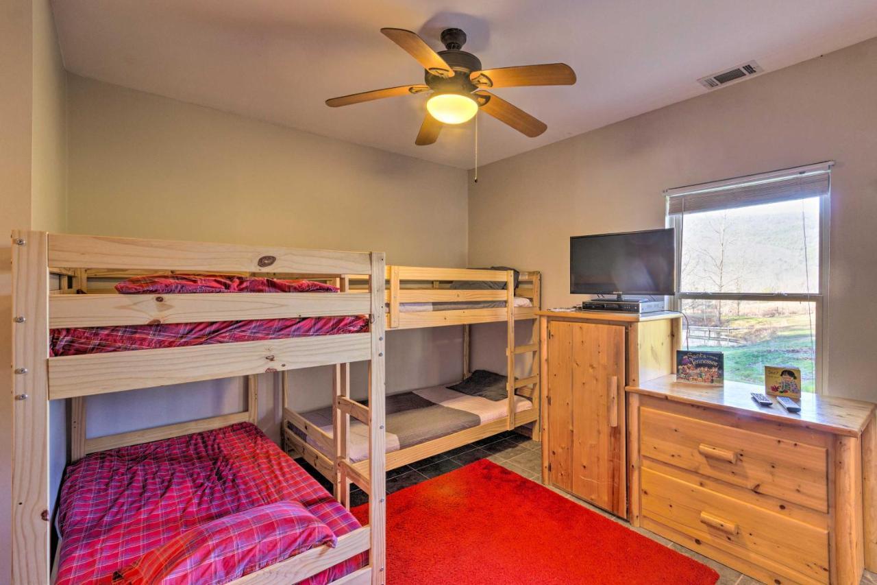 Pet-Friendly Blue Ridge, Cherokee Forest Retreat! Greeneville Экстерьер фото