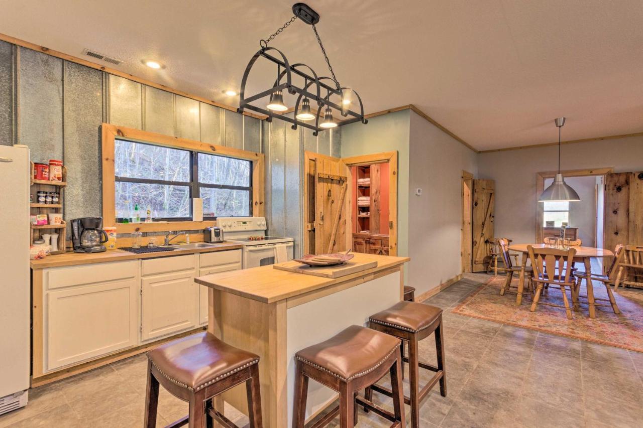 Pet-Friendly Blue Ridge, Cherokee Forest Retreat! Greeneville Экстерьер фото
